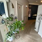 The Town House 2*