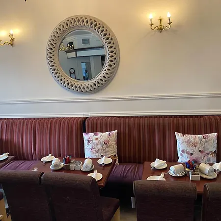 The Town House Hotel