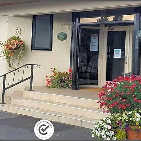 The Town House 2* Naas