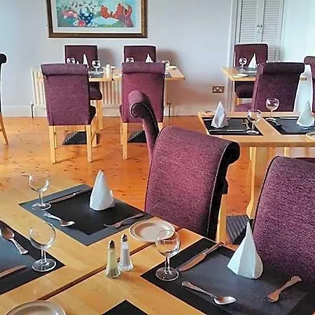 Hotel The Town House 2*