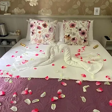 The Town House 2* Naas