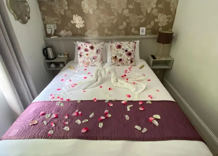 The Town House 2* 나스